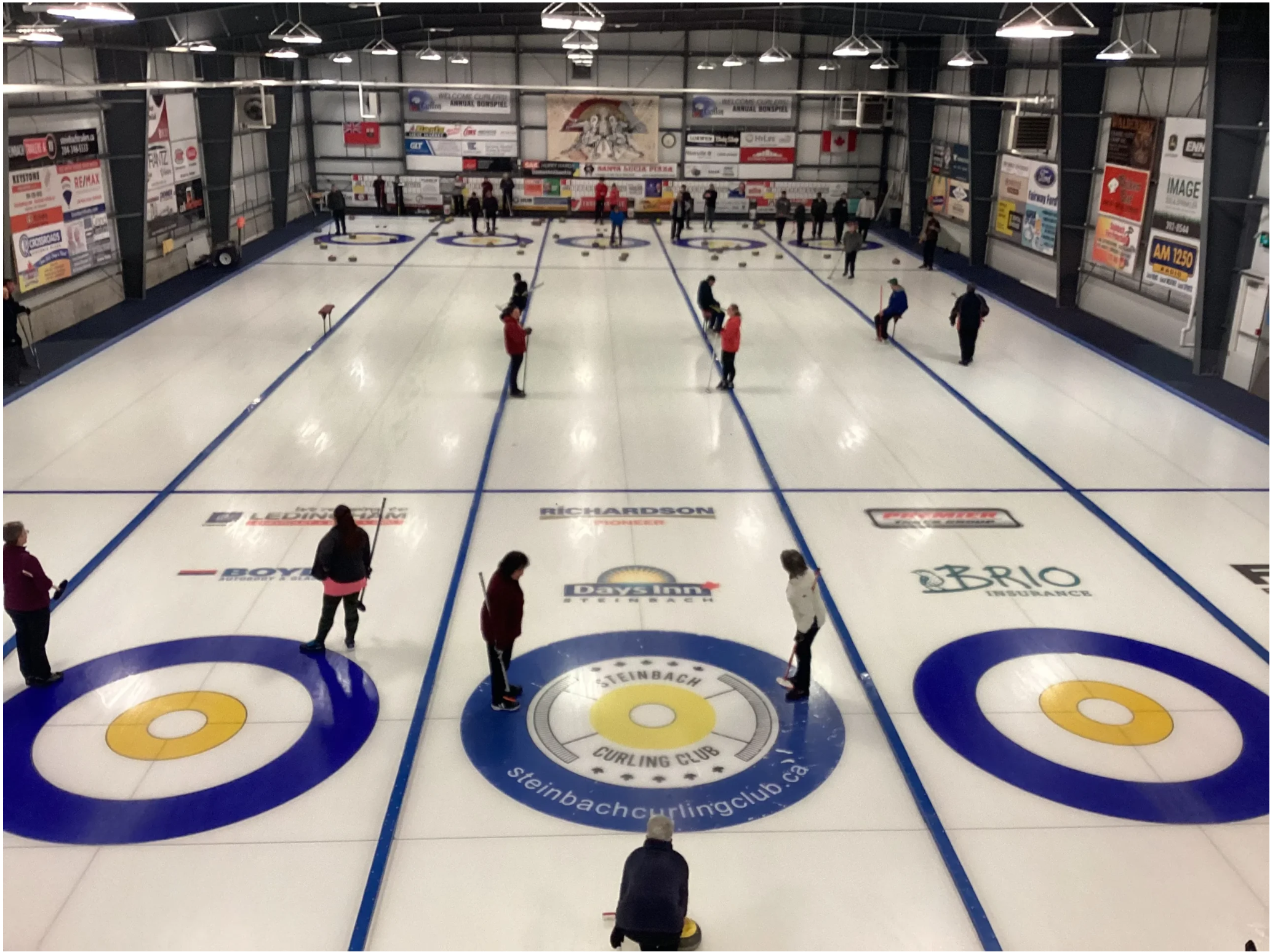 Learn toCurlClinic Premier curling facility